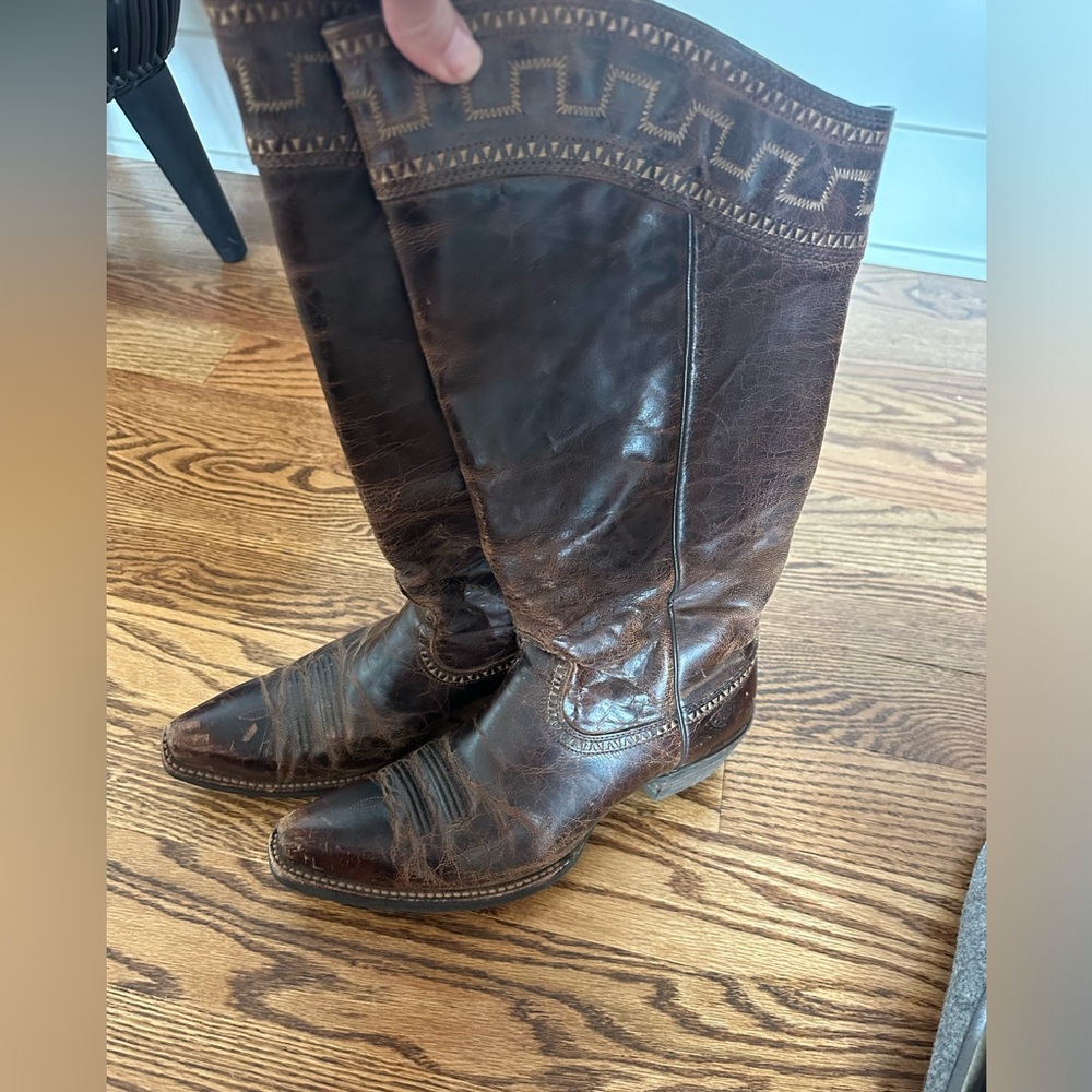 Women’s Ariat boots